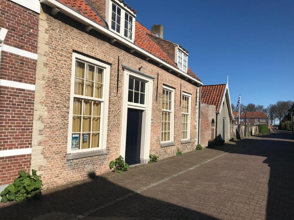 Tuinkamer In Monumentaal Pand Veere Exterior foto